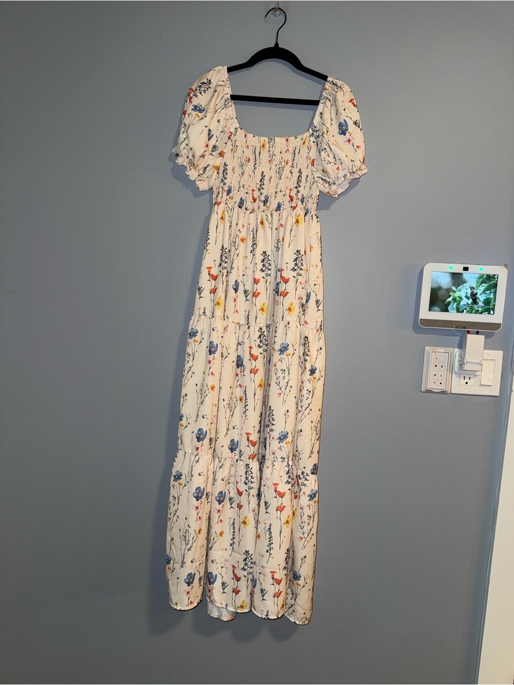SHEIN Cream Floral Smocked Maxi Dress with Puff Sleeves